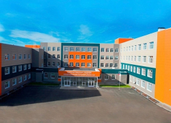 Мэр Борисоглебска похвалил свою любимую  школу и схитрил насчёт старого здания СОШ №4