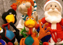 Выставка уникальных новогодних сувениров открылась в Борисоглебске