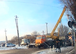  «Других слов не найду!»: борисоглебцы встретили матом сообщение о непрекращающемся ремонте ЖД-переезда