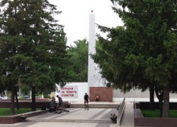 В Борисоглебске велосипедистам запретят использовать мемориал в качестве трамплина для прыжков 