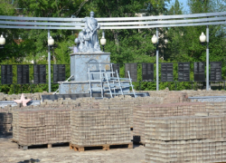 В Поворино реконструируют мемориал погибшим в годы Великой Отечественной войны