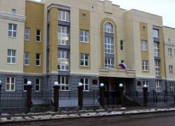 В Борисоглебском суде назвали клеветой незаконность перевода подозреваемого полицейского под домашний арест