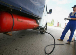 Причину летнее-осеннего роста цен на газ для авто в Воронежской области назвали в УФАС