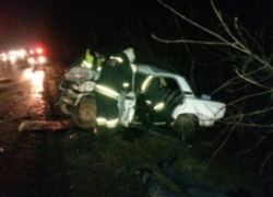 В Бутурлиновском районе перевернулась "легковушка"