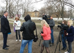 В Борисоглебске Алексей Морозов рассказал о благоустройстве скверов в городе и селе