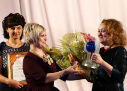 Золотом и путевками в Сочи наградили лучших педагогов Борисоглебска