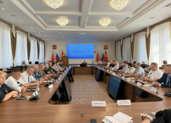 Антинародная партия: кто НЕ поддержал повышение зарплат педагогов и воспитателей в Борисоглебске