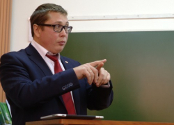 «Слив» нарисованных зарплат в ВГУ грозит скандалом ректору Ендовицкому