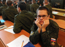 Владимир Путин утвердил замену военных кафедр в вузах учебными центрами