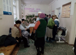 Борисоглебские медработники провели акцию для инвалидов «Тепло протянутой руки»