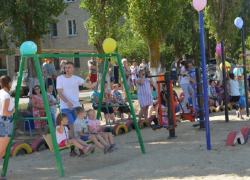 В поворинском микрорайоне открыли новую спортивную площадку