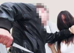 Житель Терновского района ударил девушку ножом в грудь «из неприязни»