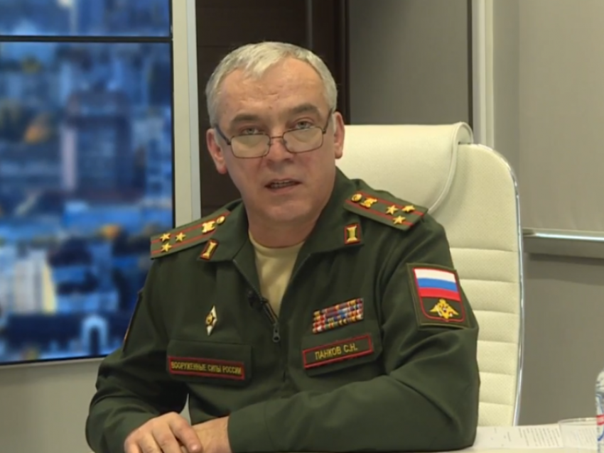 «Ни один срочник не уйдет в зону СВО», - военком Воронежской области