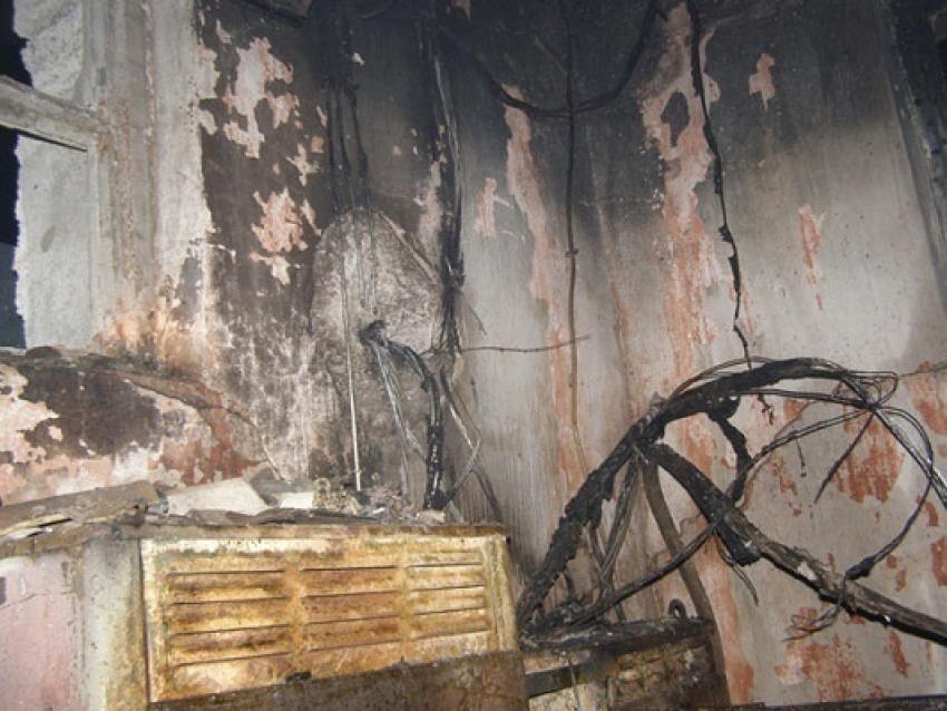 В Новохопёрском районе сгорел маслоцех