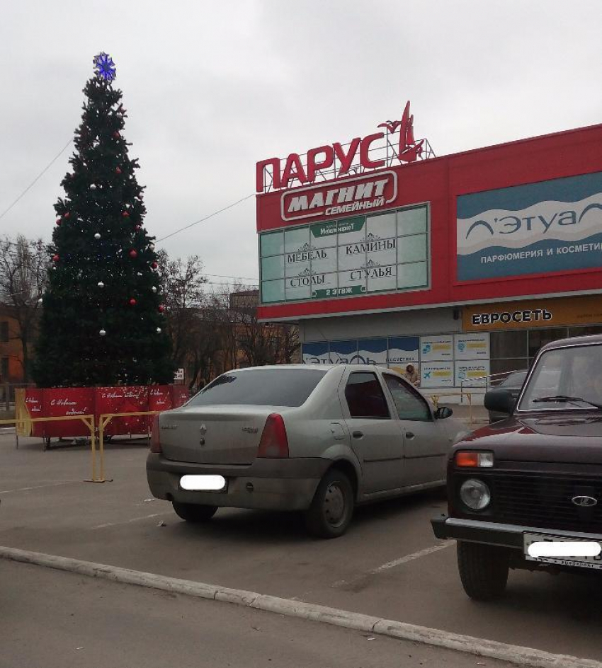 Предновогодний Борисоглебск порадует горожан светящимся снеговиком  и праздничной иллюминацией вдоль дорог