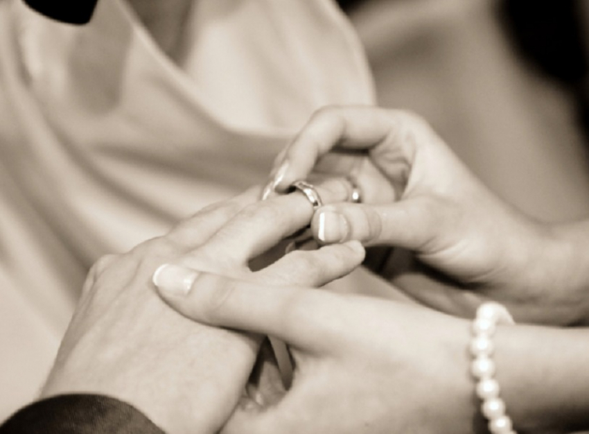 В Воронежской области на масленичной неделе поженились 239 пар