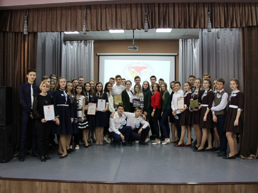 В Грибановке прошел зональный тур областного творческого конкурса по основам избирательного права