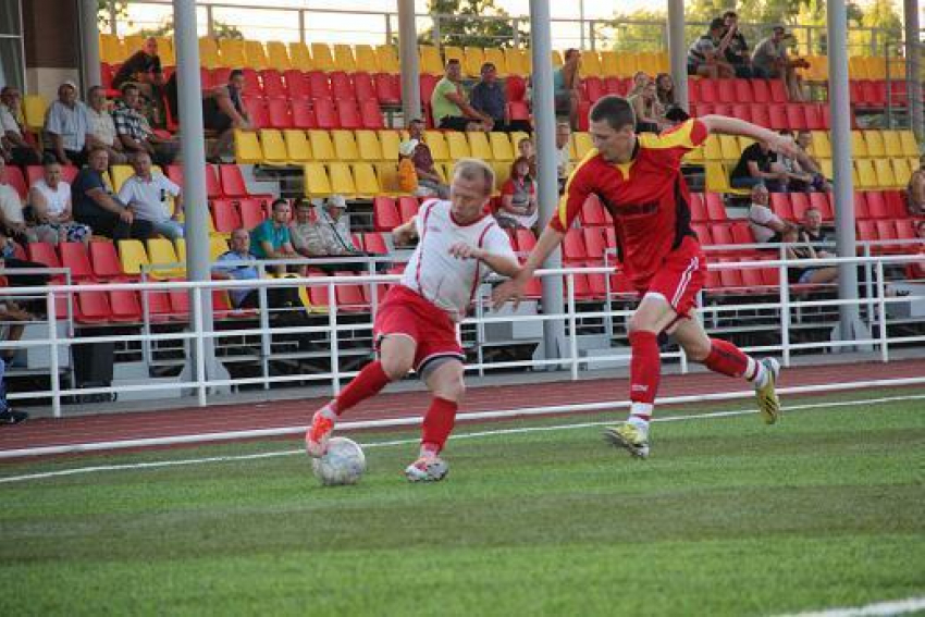 Болеем за наших:  Борисоглебский «Кристалл» сыграет на своем поле  с фаворитом областного чемпионата