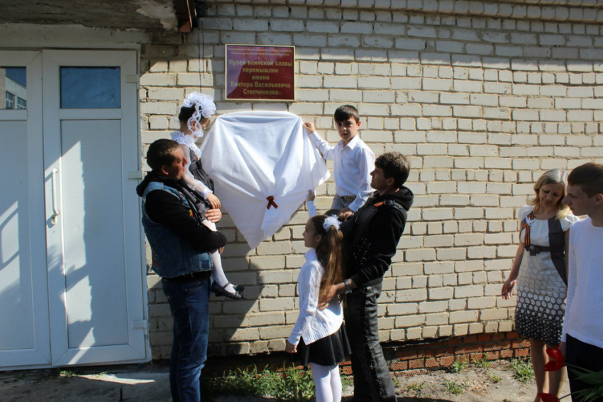 Борисоглебские байкеры установили мемориальную доску воинам 217-ой стрелковой дивизии