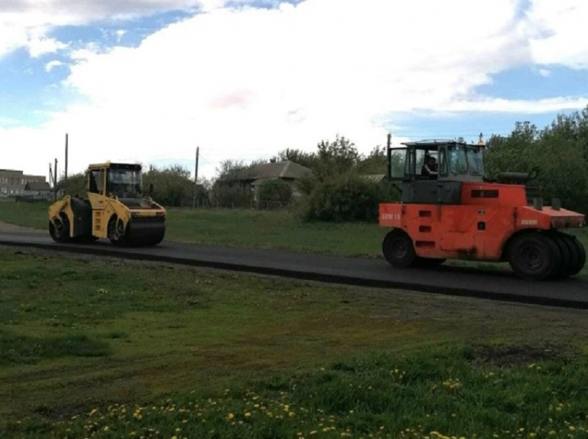 В Грибановском районе отремонтируют более 16 километров дорог и тротуаров