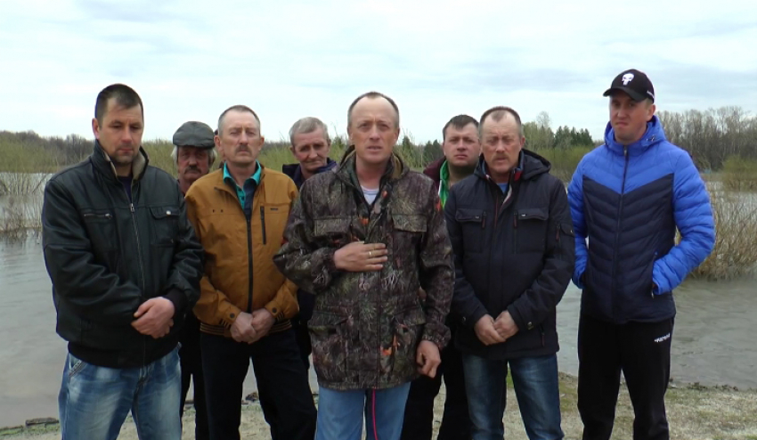 Жители Борисоглебского села записали видео-обращение к Путину