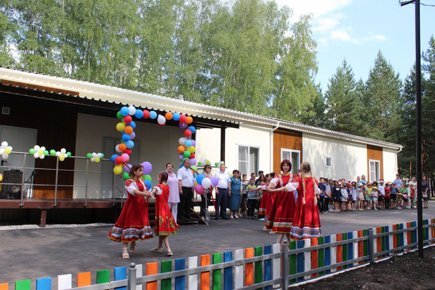 Обновленный детский лагерь в Грибановке  встретил более 140 детей из трех районов области 