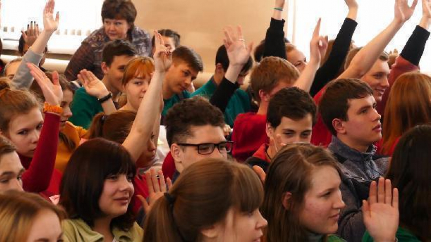 Делай добро и не требуй «спасибо»: в Борисоглебске прошла окружная школа актива волонтеров