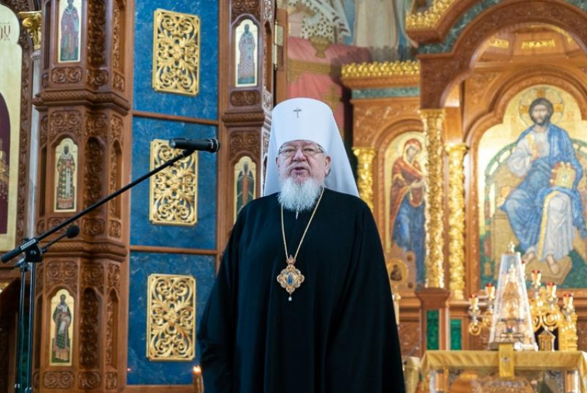   «И Бог любви  и мира будет с нами»: Рождественское послание митрополита Воронежского Сергия 