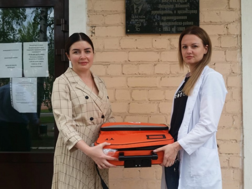 АО «Теплохим» передало в Борисоглебскую районную больницу аппарат ИВЛ
