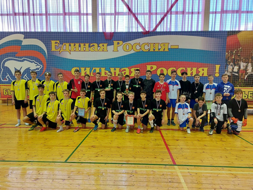  «Кристалл» победил в Рождественском турнире по мини-футболу в Борисоглебске 