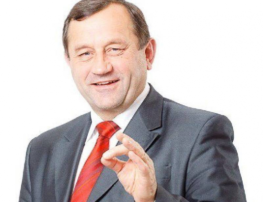 268 тыс. руб. в месяц: лидера воронежской КПРФ Сергея Рудакова уличили в отставке для «золотой пенсии»