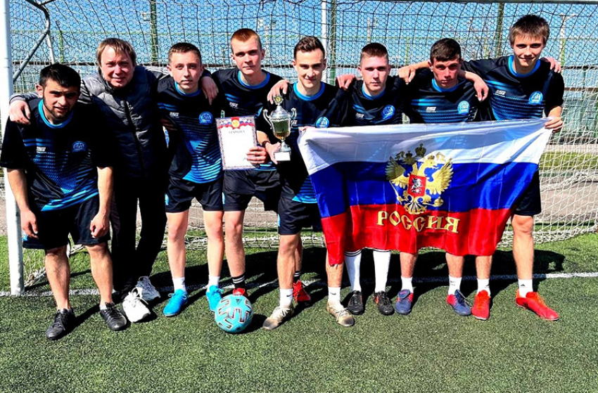 Борисоглебские студенты-дорожники  стали победителями городского турнира по футболу 