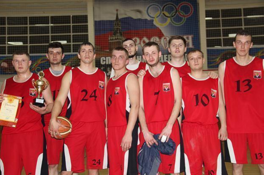 «Феникс» стал чемпионом Борисоглебска по баскетболу