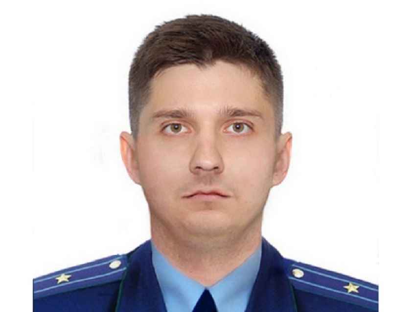 Экс-прокурора Грибановского района обвиняют в получении взятки