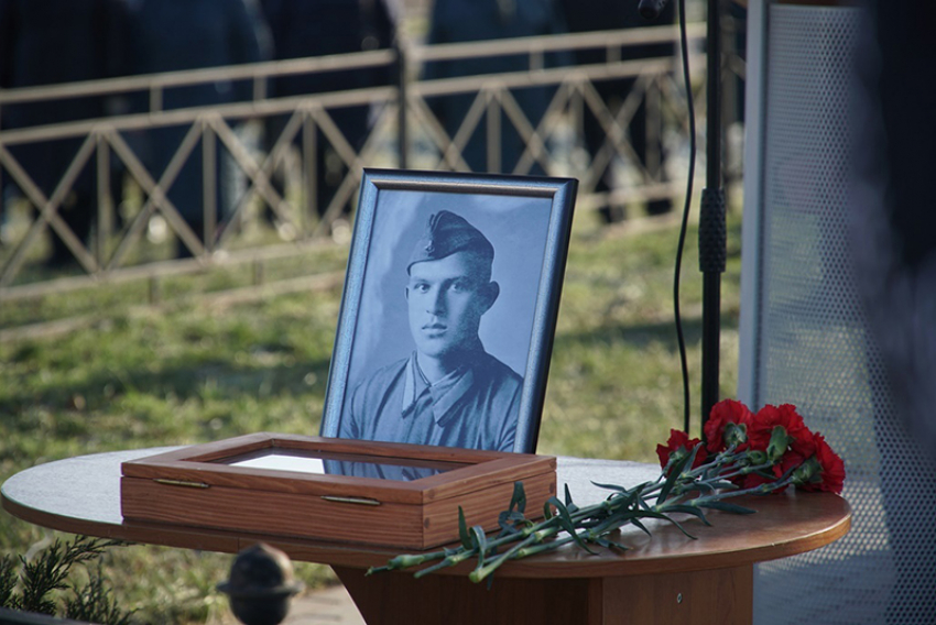  В Терновском районе перезахоронили останки советского воина