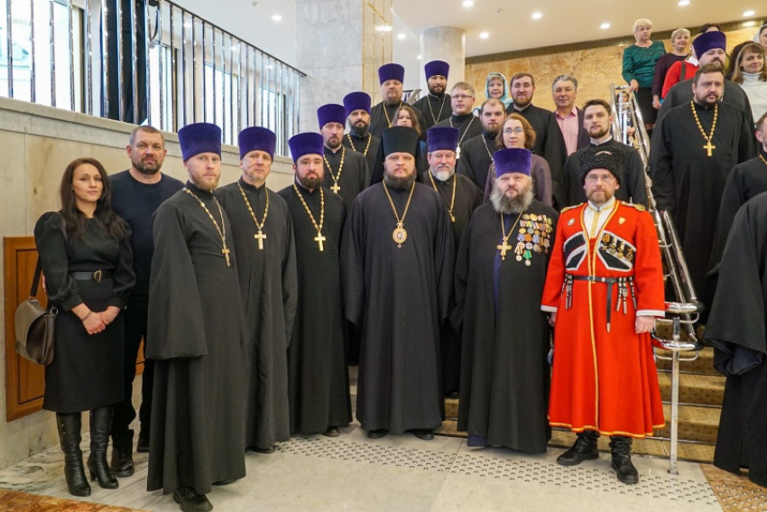 Казаки и священники Борисоглебской епархии стали участниками XXXI Международных Рождественских чтений