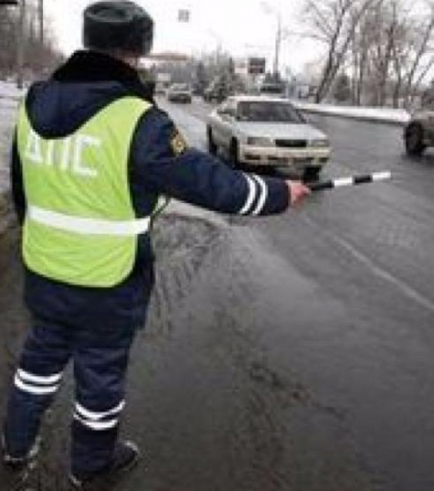 В  Борисоглебске сотрудники  ДПС остановили целый ряд невнимательных водителей