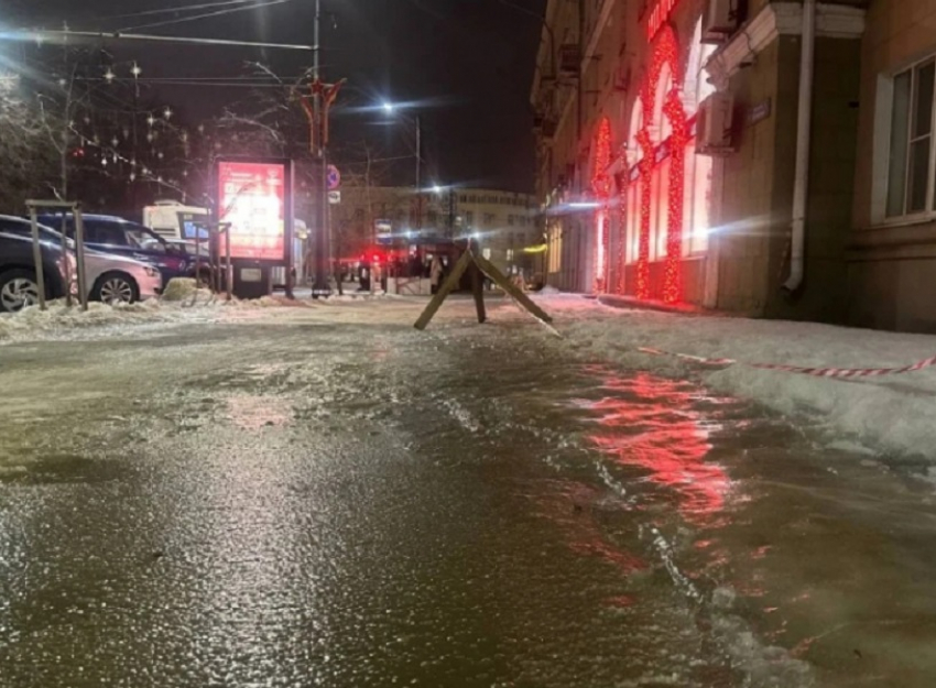 Губернатор Воронежской области поручил коммунальщикам  трудиться круглосуточно из-за резкого похолодания