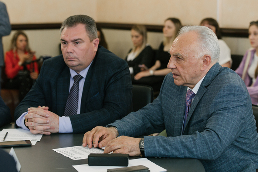 Мэр Борисоглебска принял участие в заседании президиума реготделения партии «Единая Россия»