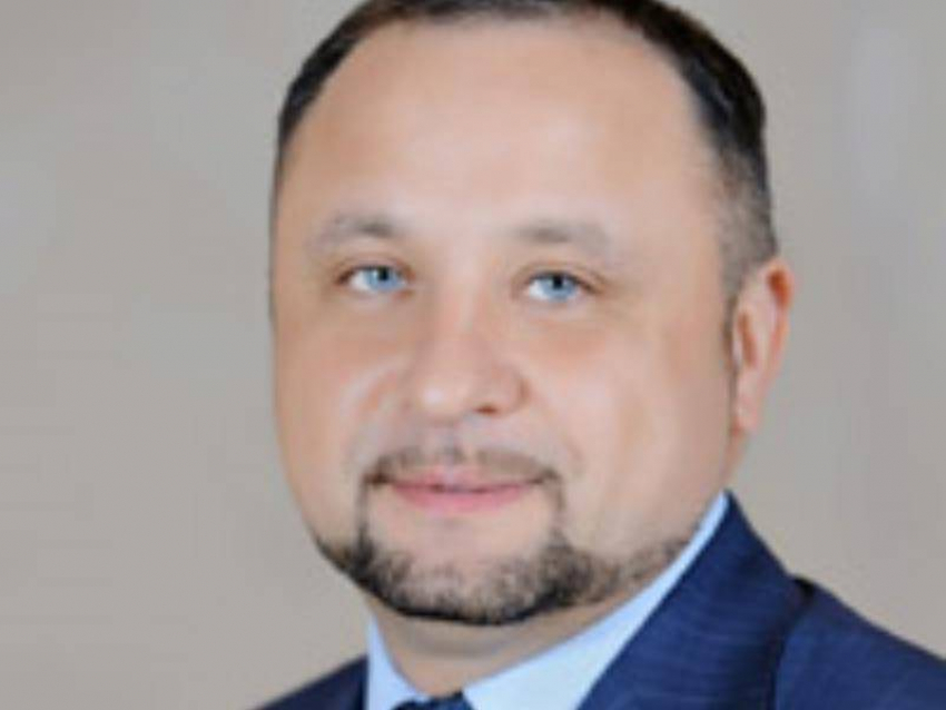 Замещающий губернатора Виталий Шабалатов смягчил ограничения по коронавирусу