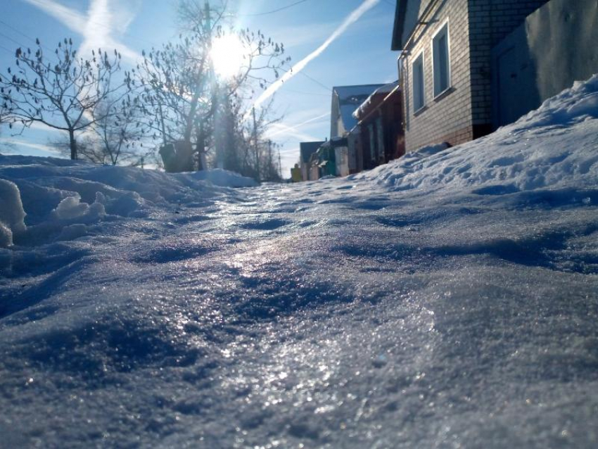 Из-за гололеда пострадали более полутора тысяч жителей Воронежской области