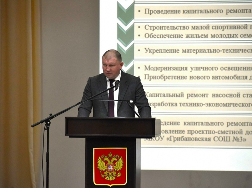 Михаил Тарасов отчитался о работе администрации Грибановского района за прошлый год