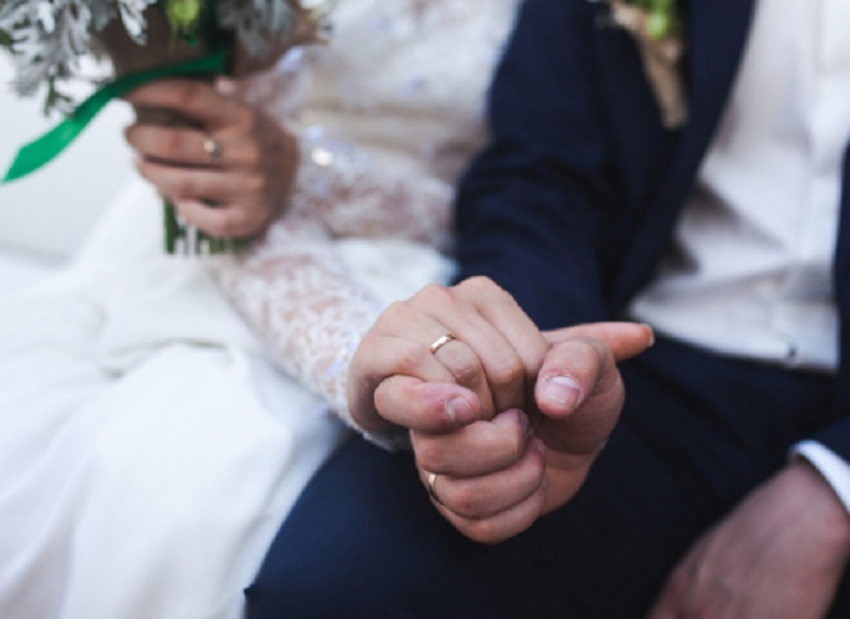 На самую красивую дату этого года подали заявления уже 307 пар в Воронежской области