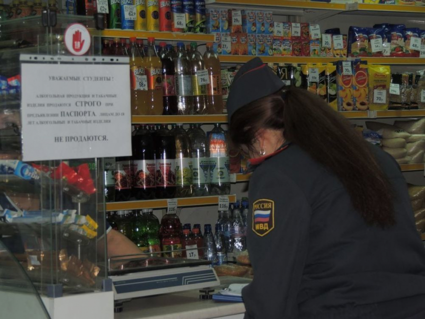 В Борисоглебске продавец магазина регулярно реализовывала алкоголь несовершеннолетним