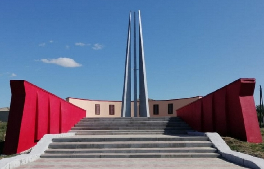 В Новохопёрском селе отремонтировали памятник землякам, погибшим в ВОВ
