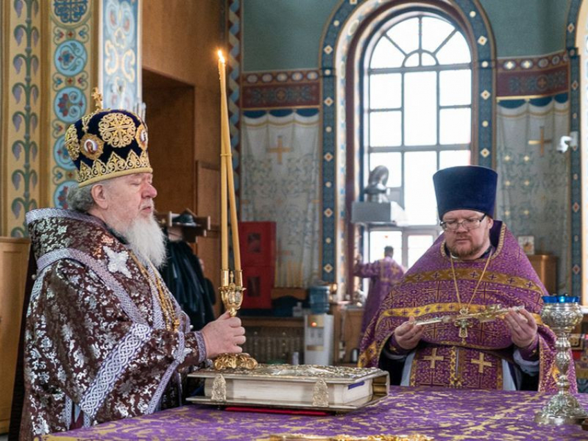 Новую молитву против коронавируса начали читать в храмах Воронежской области