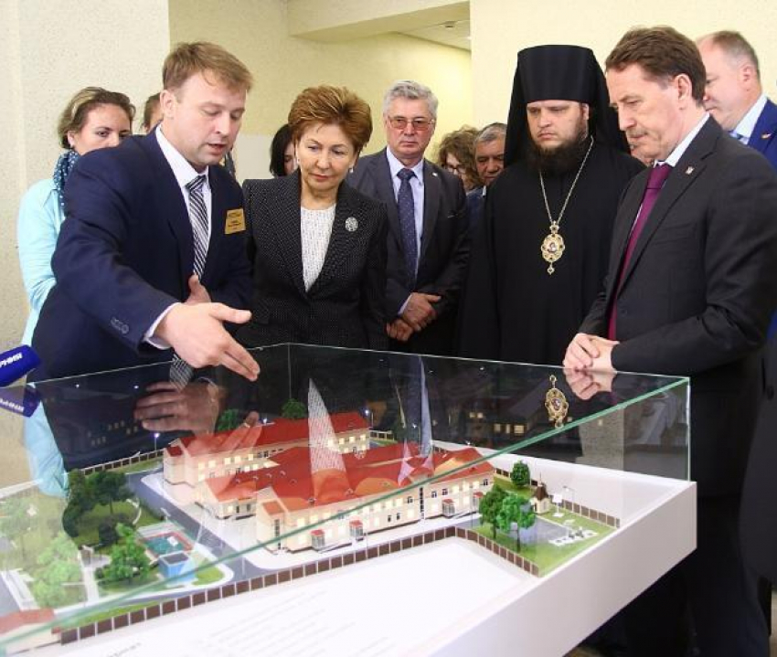 Епископ Борисоглебский и Бутурлиновский Сергий принял участие в церемонии открытия нового интерната в селе Алферовка