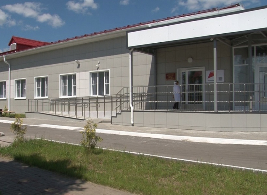 Замминистра строительства Воронежской области оштрафовали за закупку фальсификата для Новохоперской детской поликлиники