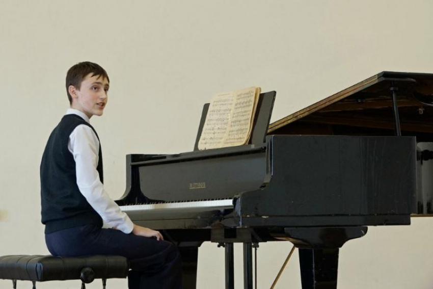 Юный пианист из Борисоглебска получит премию облправительства 