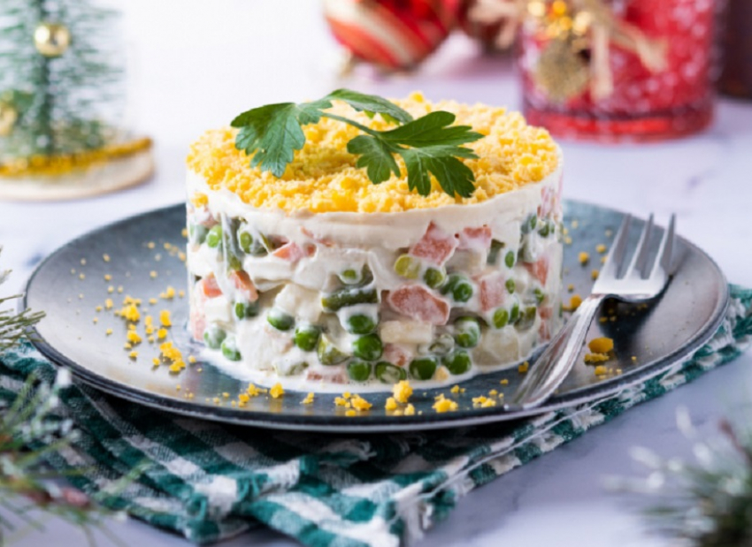 Жителей Воронежской области предупредили об опасности пищевых отравлений в праздники